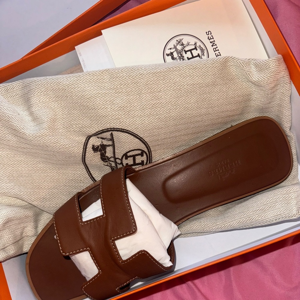 Brown Hermes Slides